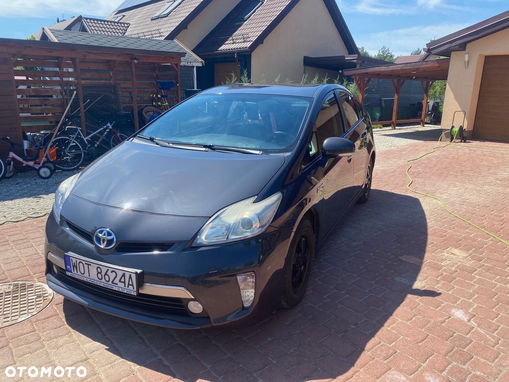 Toyota Prius 1.8 HSD Sol - 1