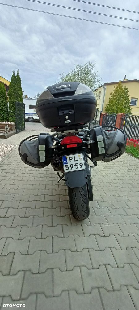 BMW F - 5