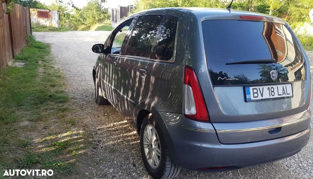 Lancia Musa 1.3 Multijet 16v DPF Oro - 5
