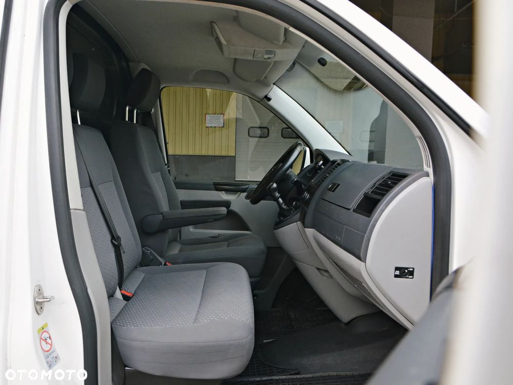 Volkswagen Transporer - 10