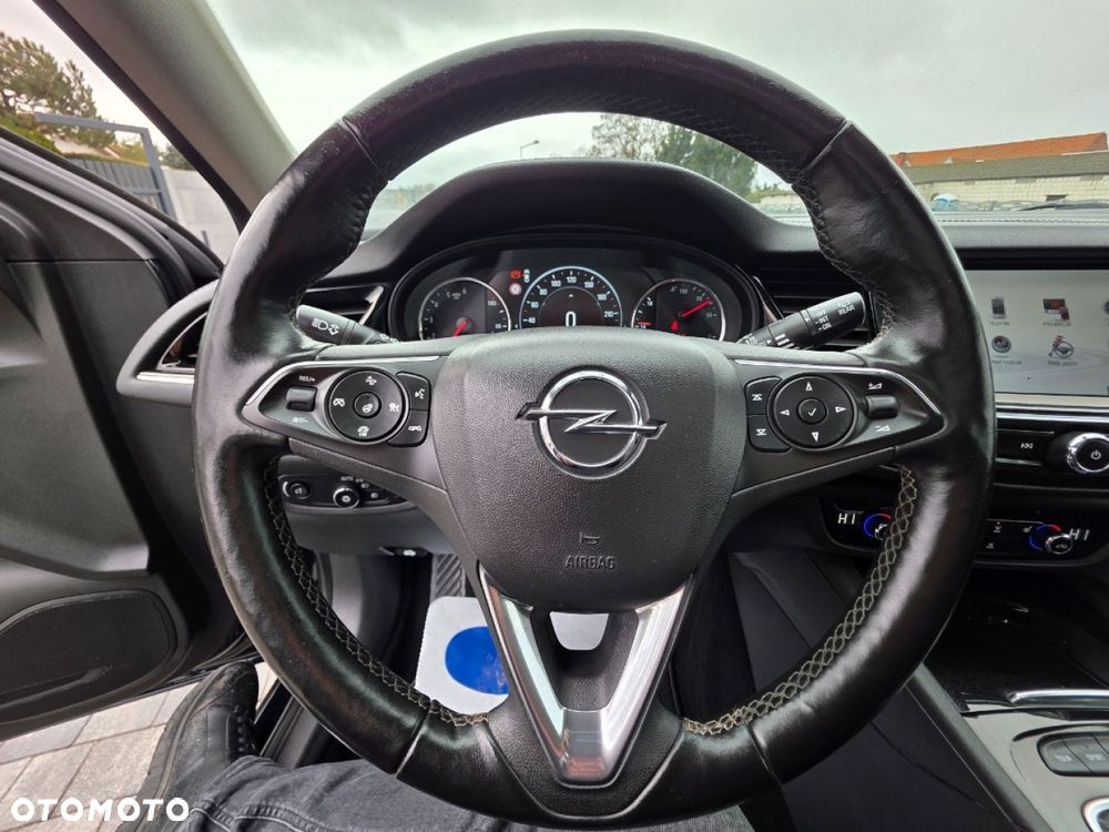 Opel Insignia - 13