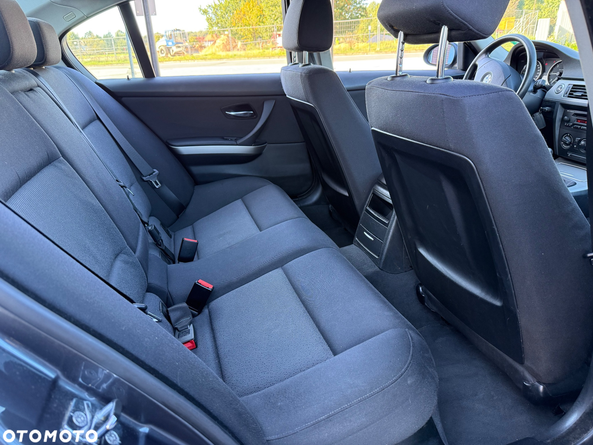 BMW Seria 3 318d - 9