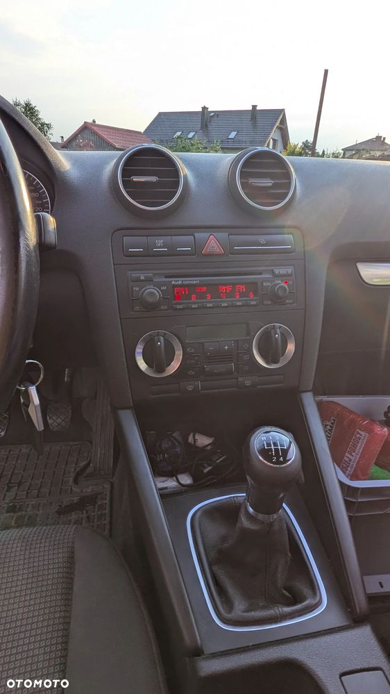 Audi A3 3-drzwiowe 1.6 Ambition - 11