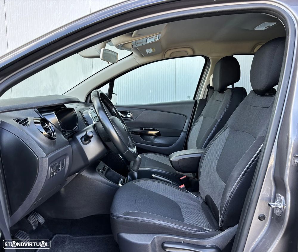 Renault Captur 1.5 dCi Exclusive - 10