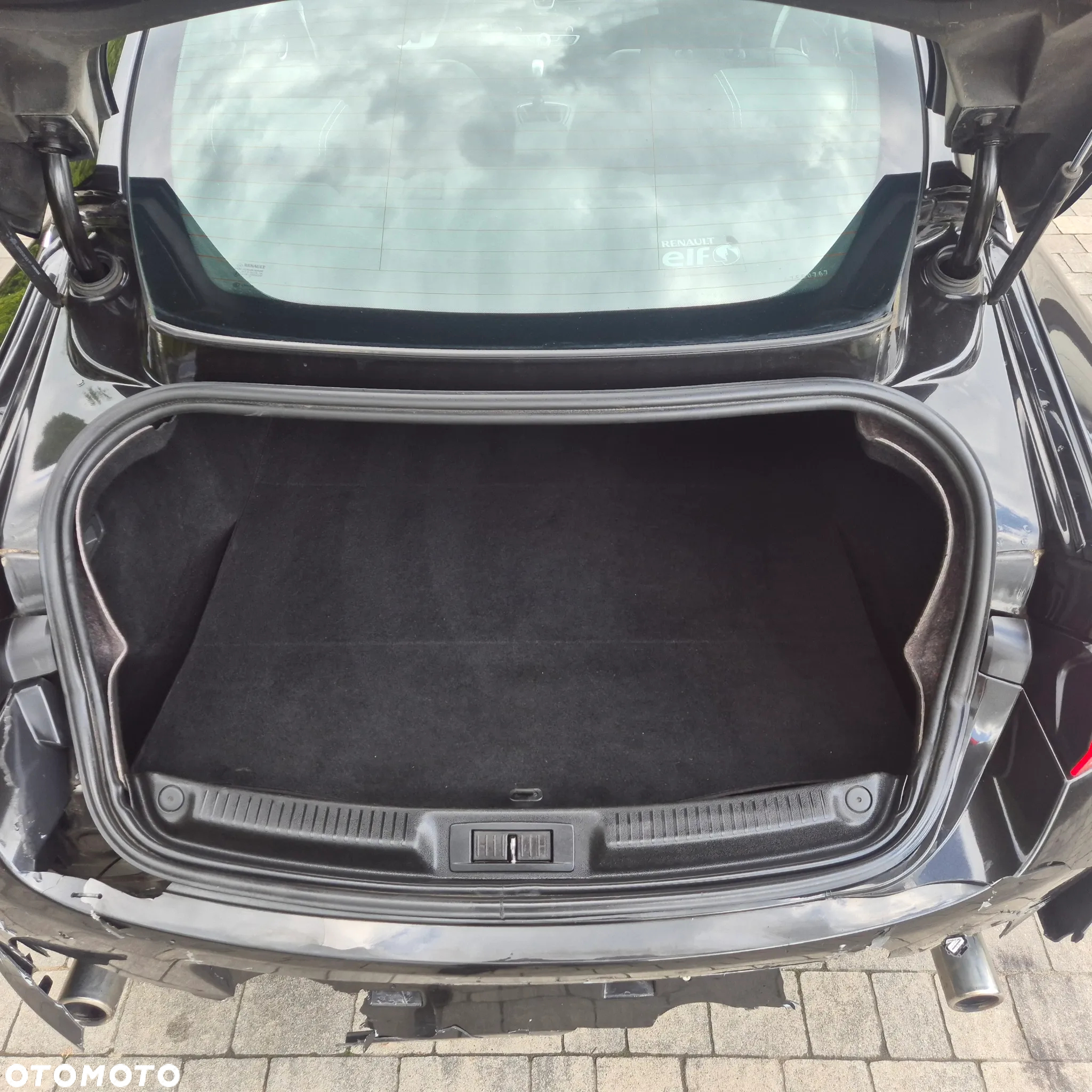 Renault Laguna dCi 110 FAP Limited - 17