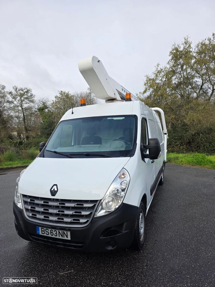 Renault Master Plataforma Elevatória - 1