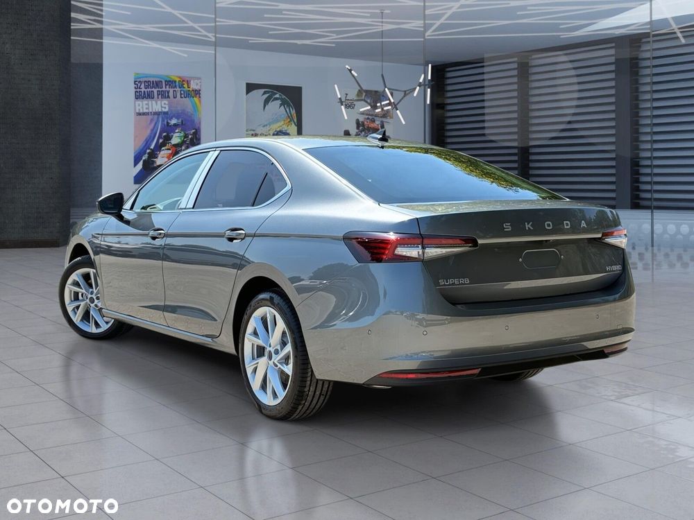 Skoda Superb - 11
