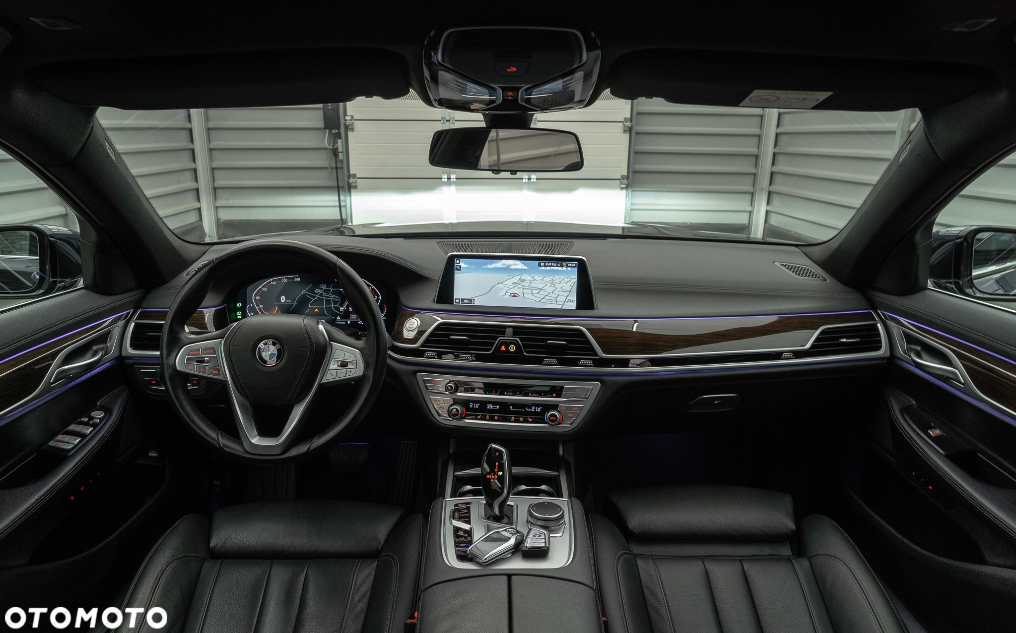 BMW Seria 7 730d sport - 30
