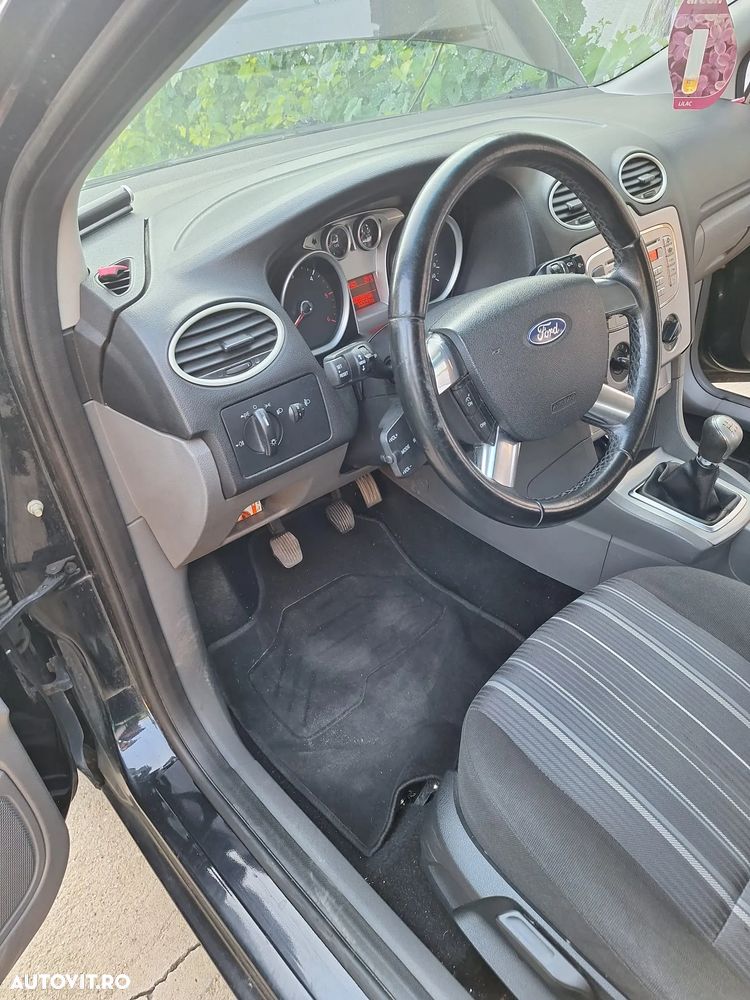 Ford Focus 1.6 TDCi Sport - 9