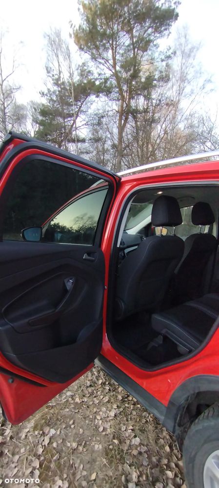 Ford Kuga 1.5 EcoBoost 2x4 Titanium - 13