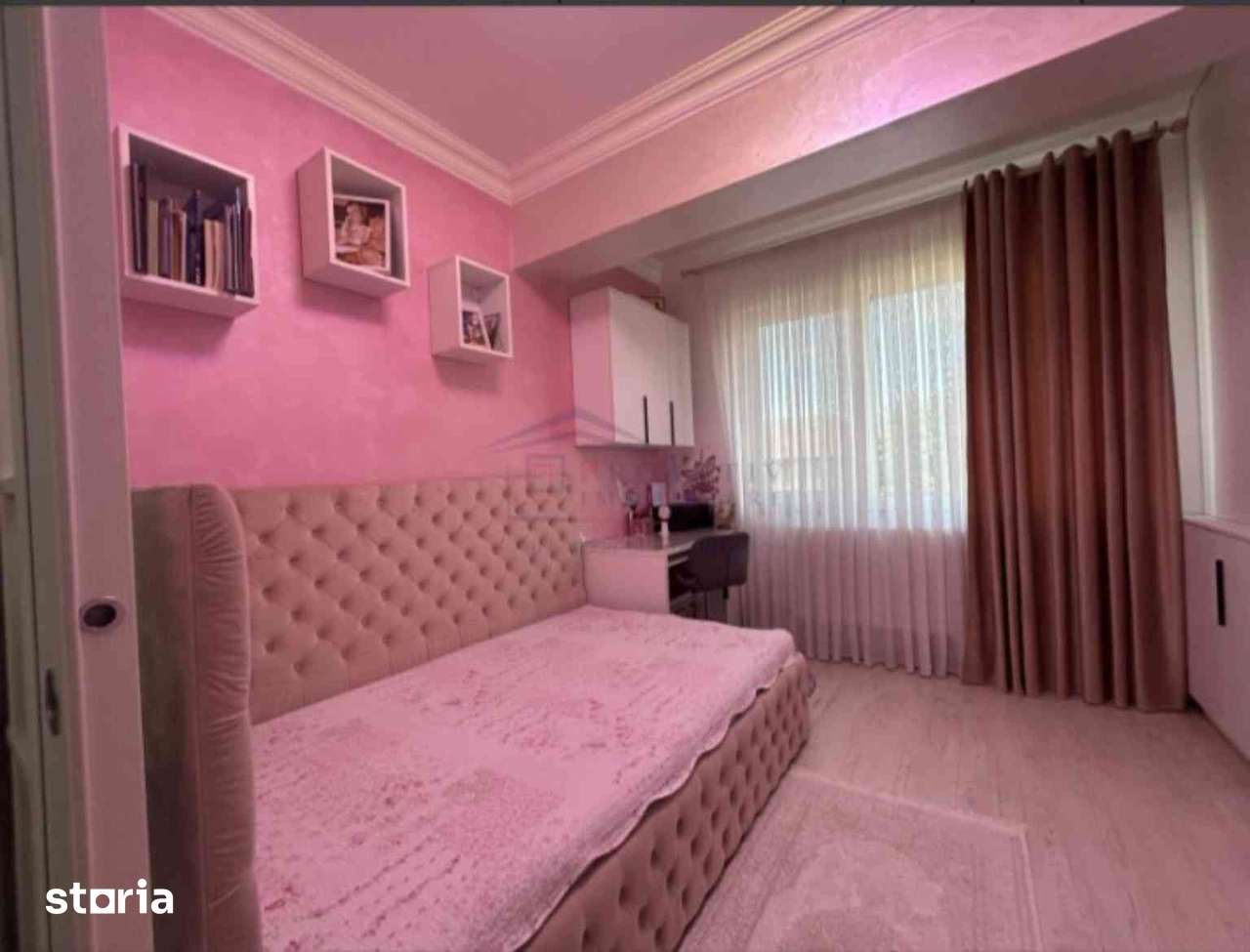 Proprietar vând apartament în Obcini - Imagine principală: 5/7