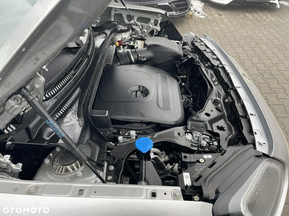 MINI Countryman C mHEV Linia Favoured - 17