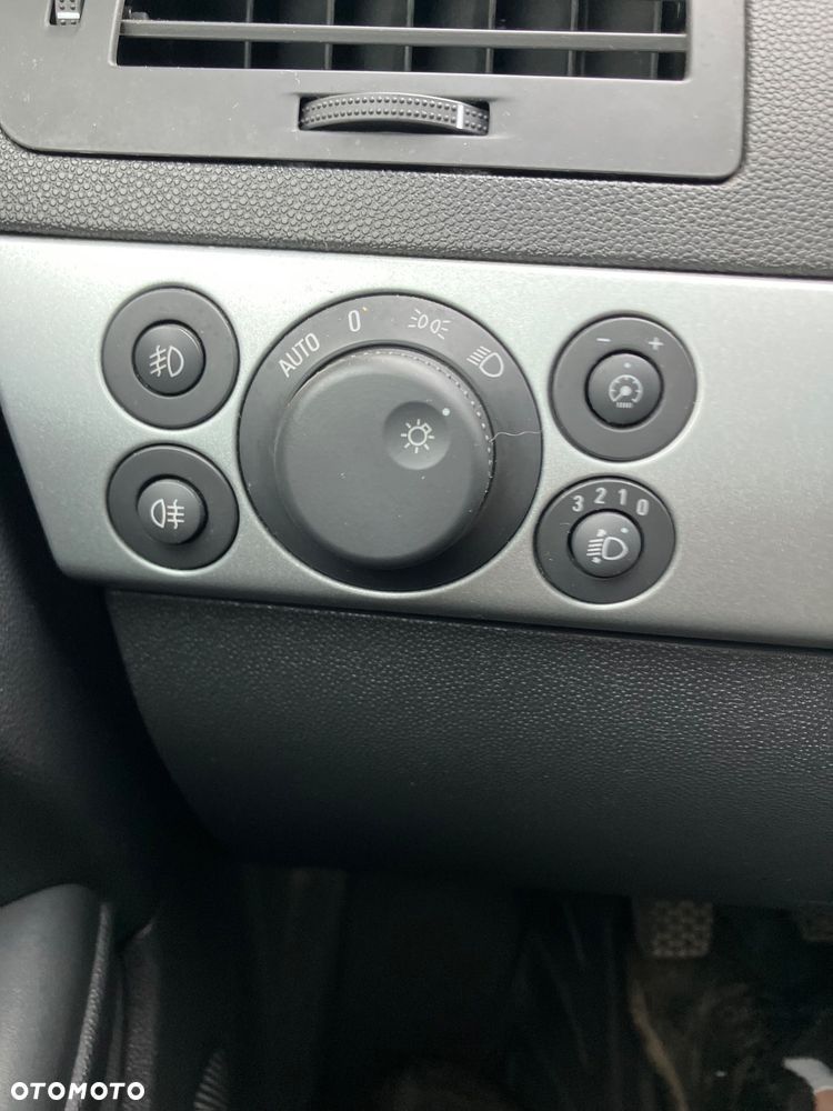 Opel Astra 1.6 Easytronic Sport - 20