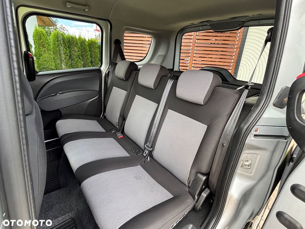 Fiat Doblo 1.4 16V Dynamic - 22