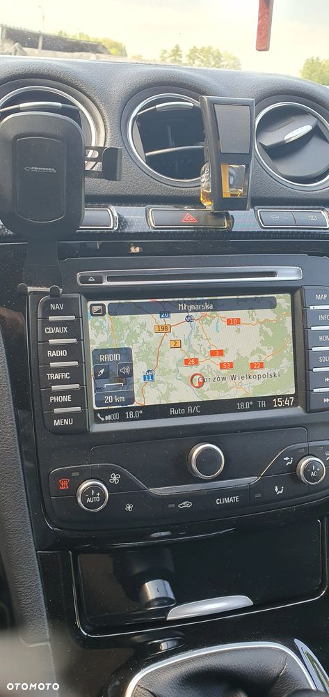 Ford S-Max - 22