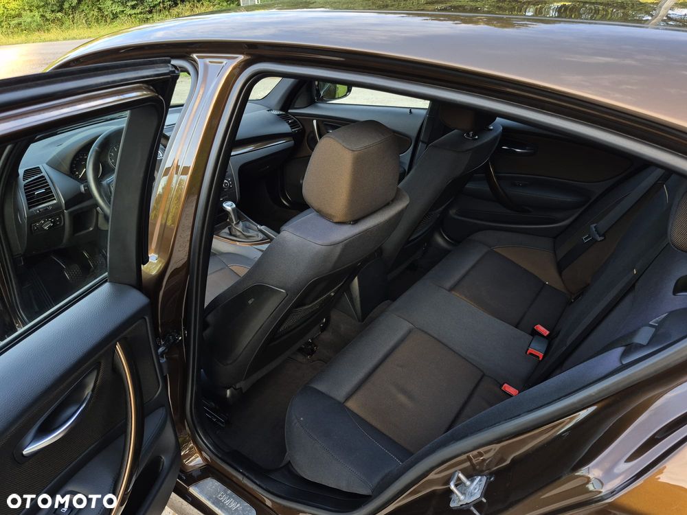BMW Seria 1 116i Edition Sport - 14