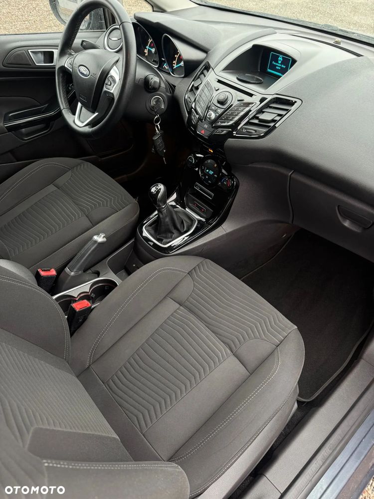 Ford Fiesta 1.0 EcoBoost STart-Stop Titanium - 11