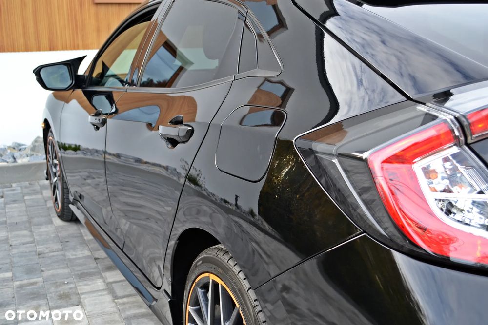 Honda Civic 1.5 i-VTEC Turbo CVT Sport Plus - 11