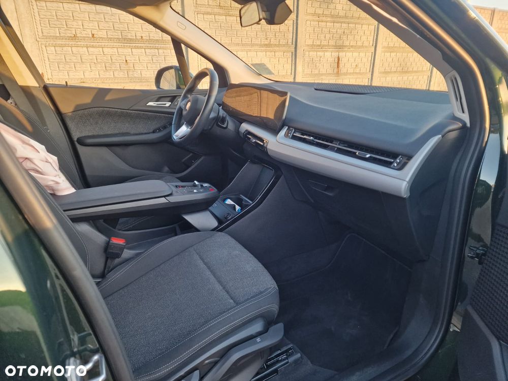 BMW Seria 2 218i Advantage - 12