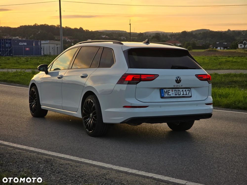Volkswagen Golf - 9