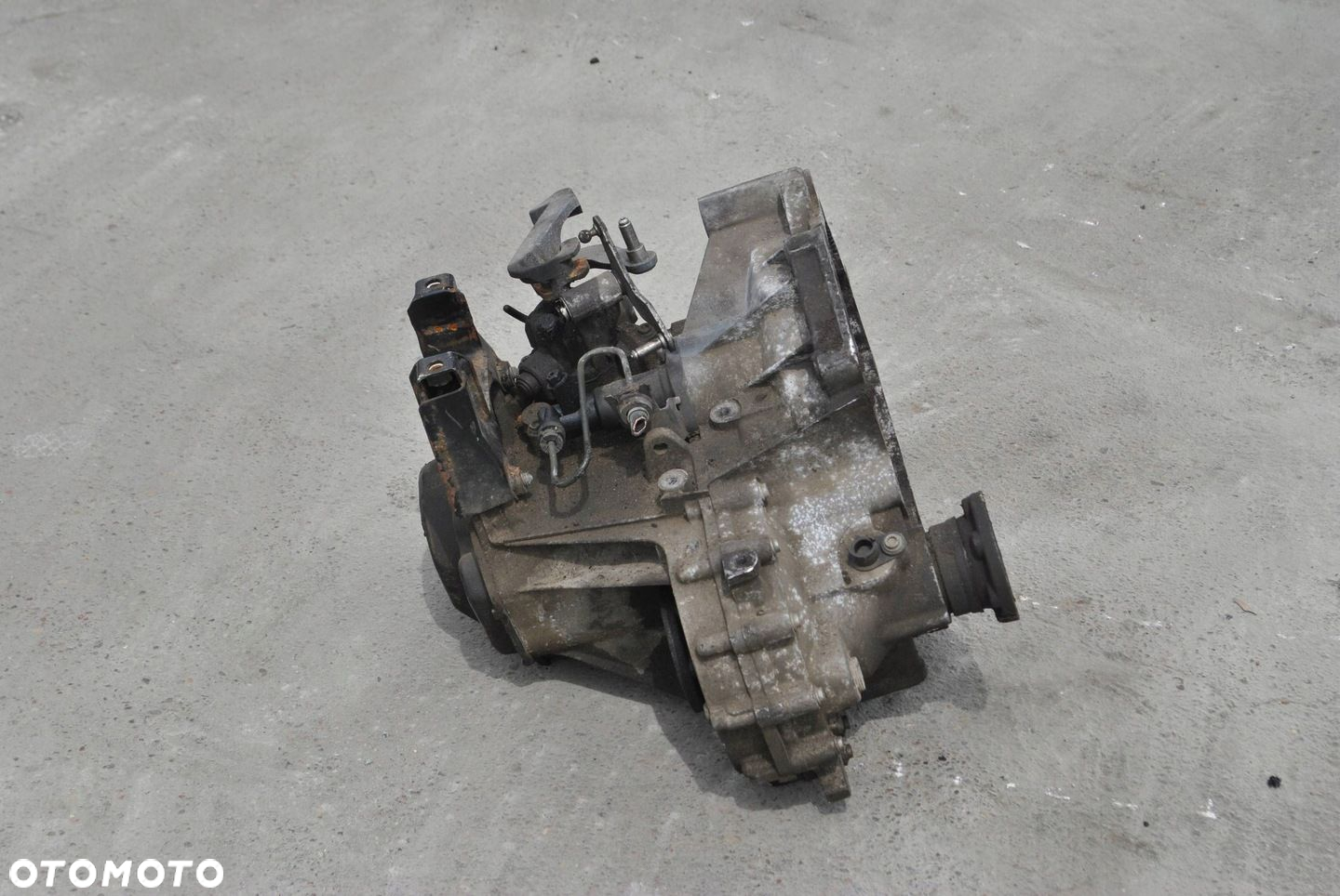 SKRZYNIA MANUALNA VOLKSWAGEN POLO 1.2 1.4 JHN - 3