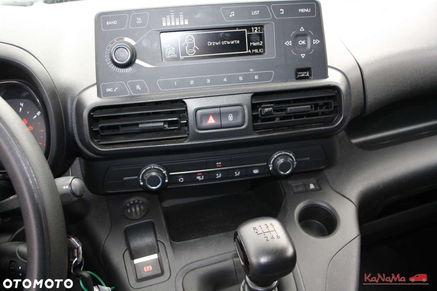 Toyota Proace City - 34