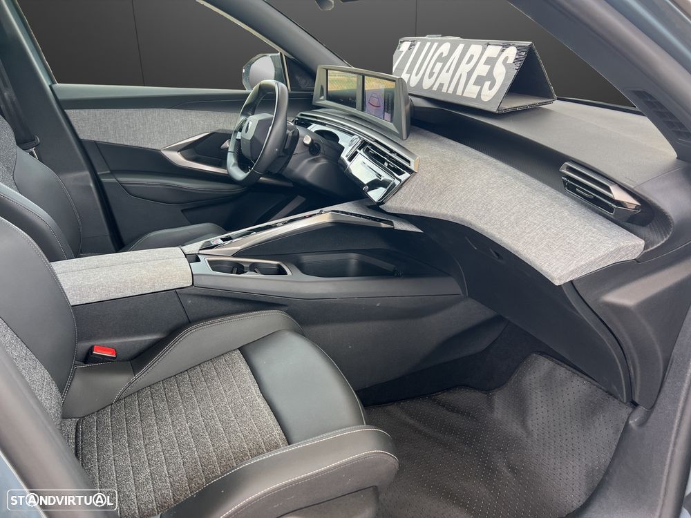 Peugeot 5008 Hybrid 145 e-DSC6 Allure - 13
