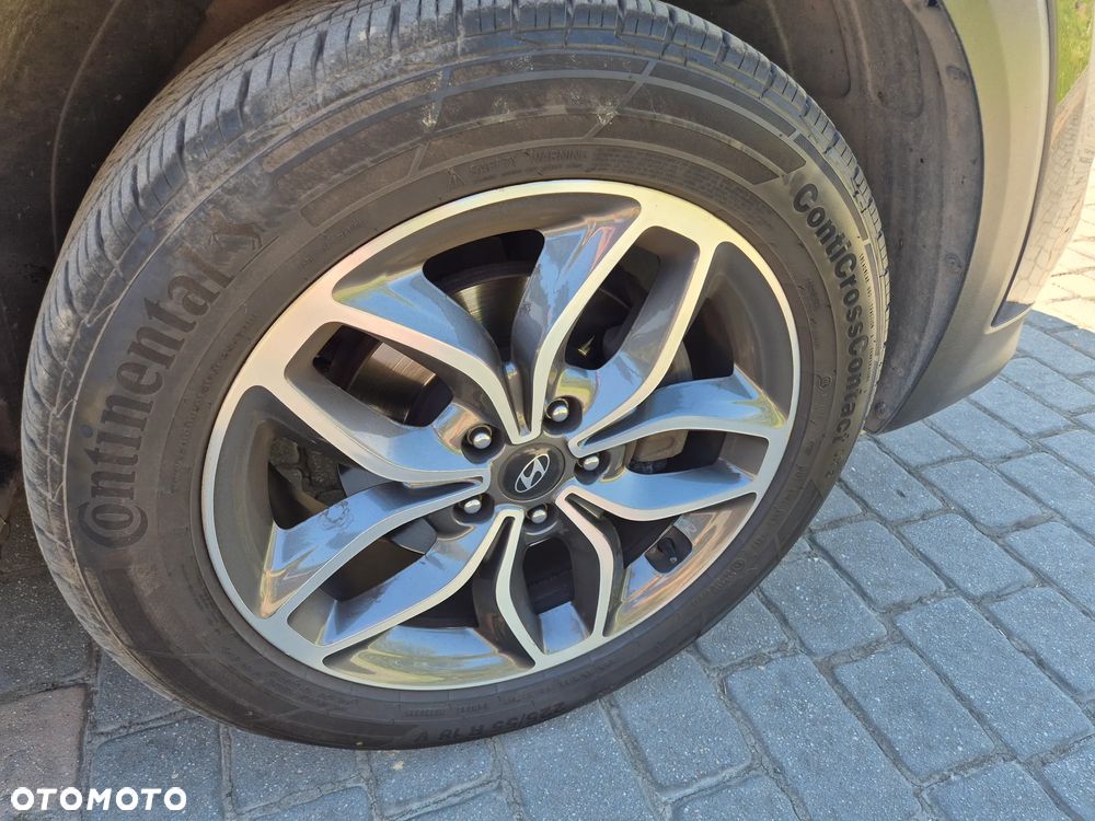 Hyundai Tucson 1.6 GDI BlueDrive Classic 2WD - 24