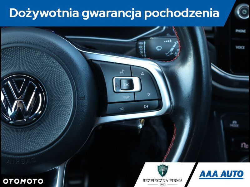 Volkswagen T-Roc - 23