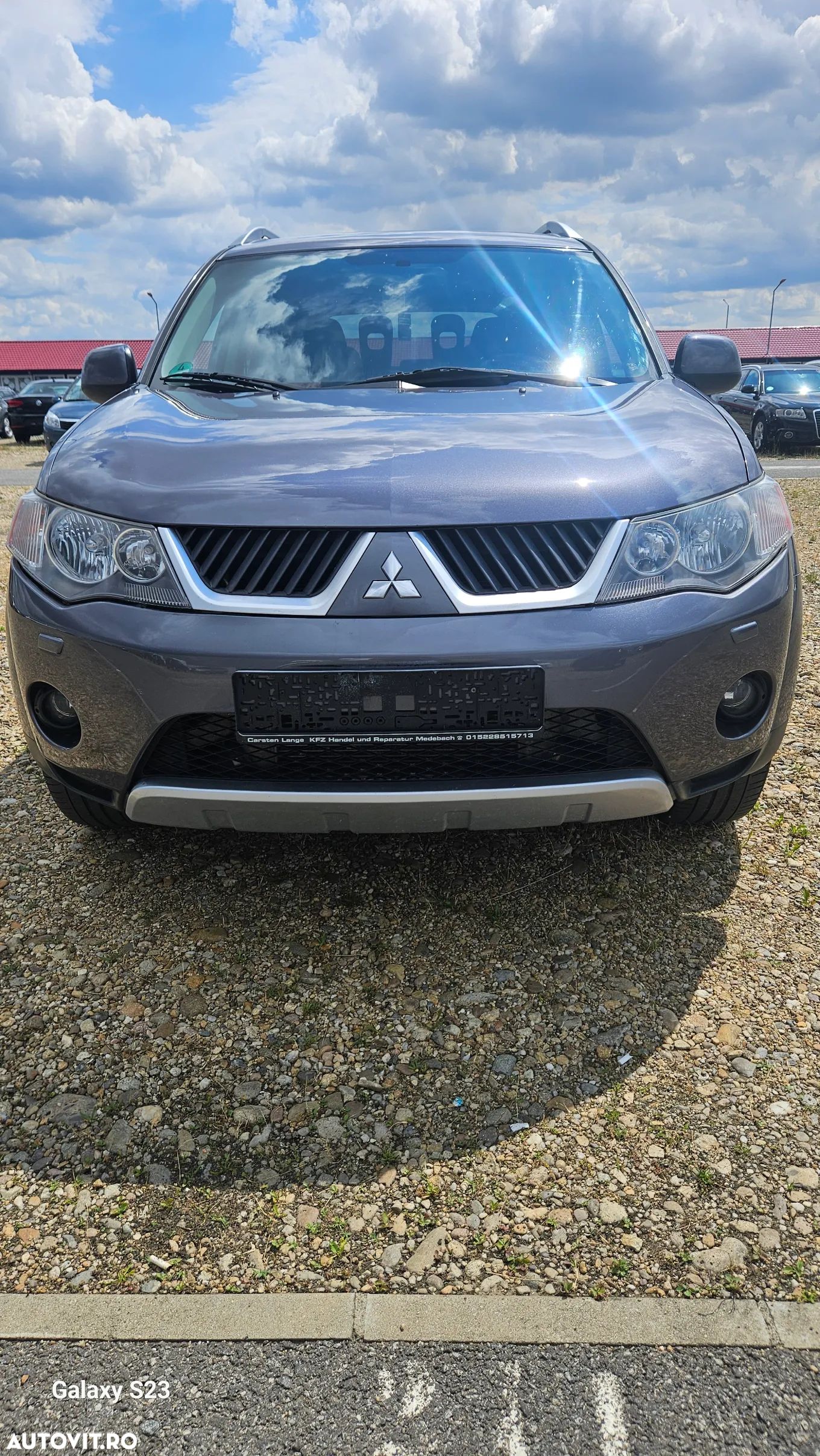 Mitsubishi Outlander 2.0 DI-D 4WD Instyle - 1