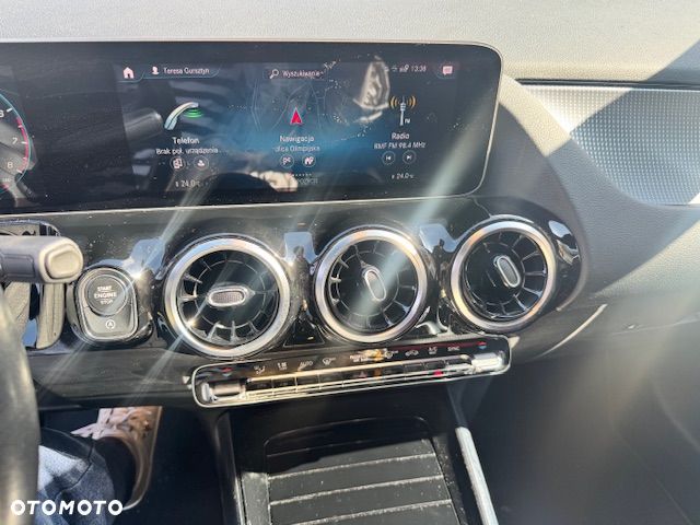 Mercedes-Benz Klasa B 180 Style 7G-DCT - 21