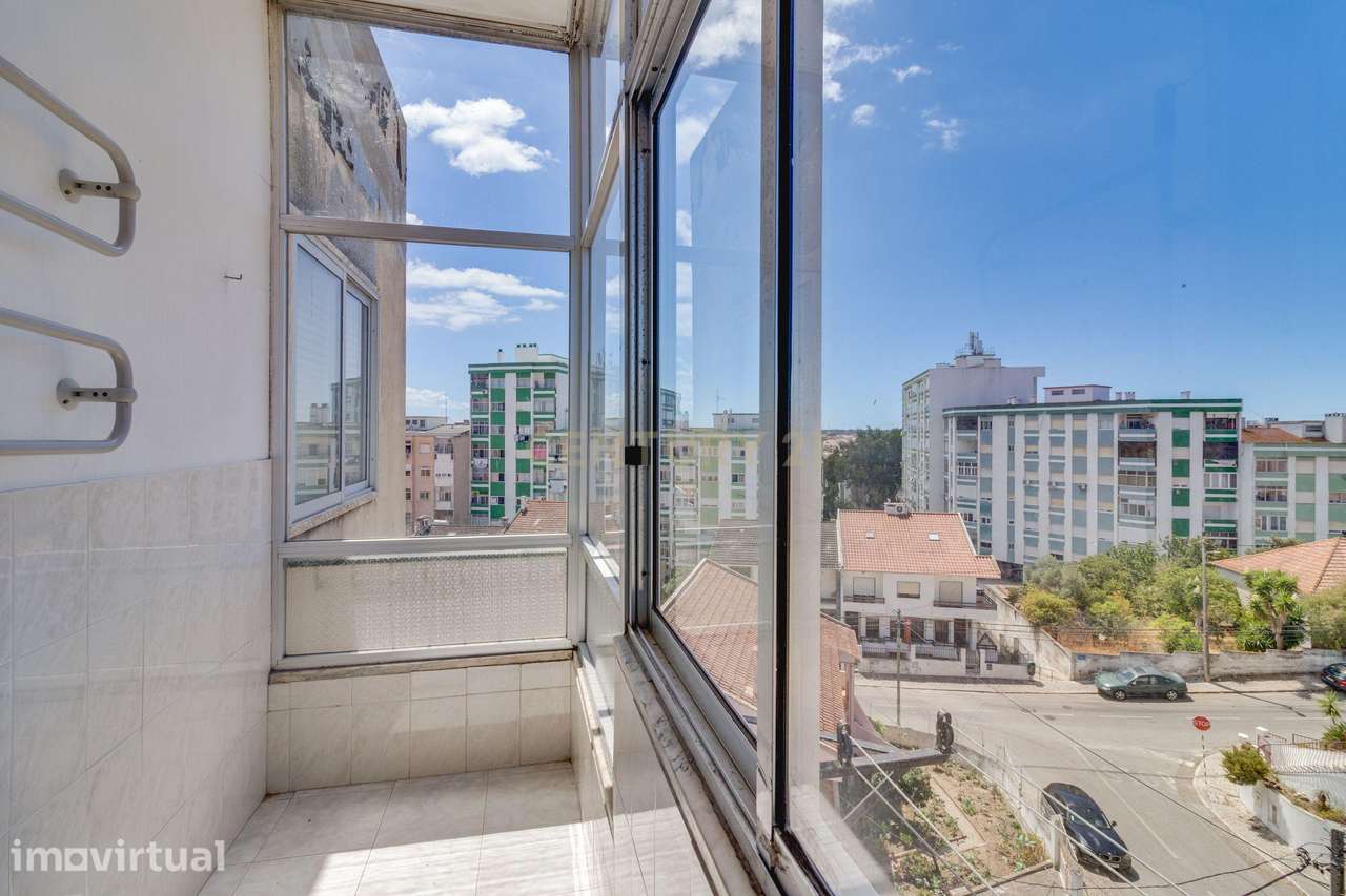 Apartamento T3 em Corroios com Varanda - Grande imagem: 4/30