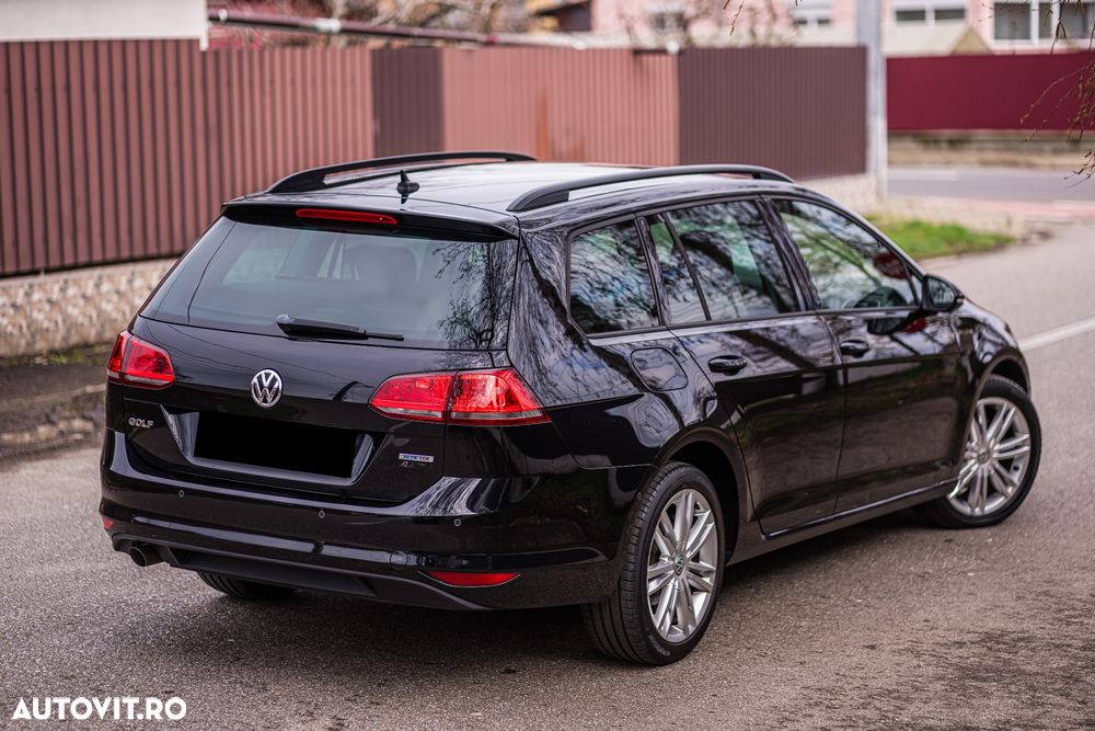 Volkswagen Golf 1.6 TDI BlueMotion Technology DSG Lounge - 2