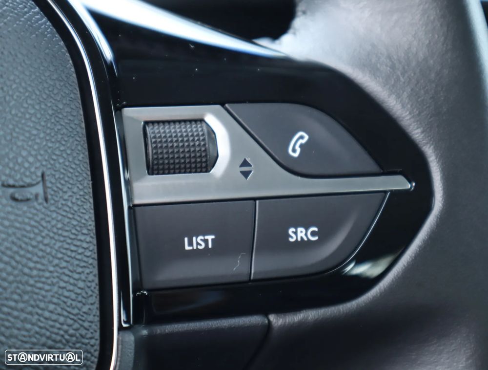 Peugeot 208 1.2 PureTech Active - 32