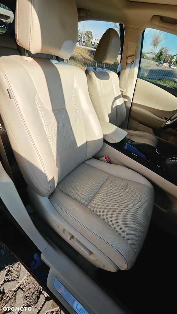 Lexus RX 450h Prestige - 24