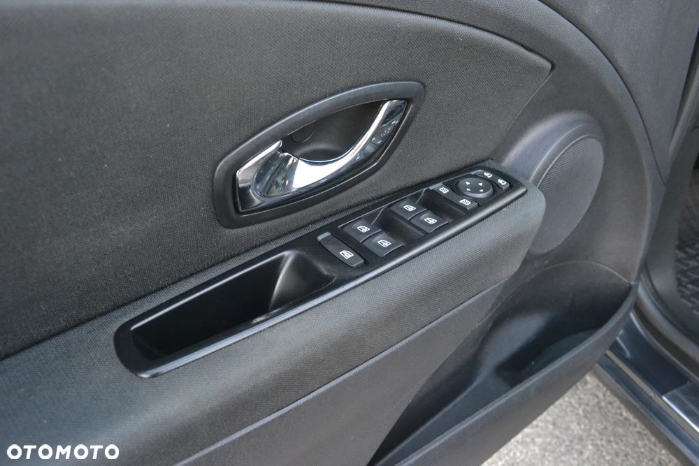 Renault Megane 1.6 dCi Energy Limited - 11