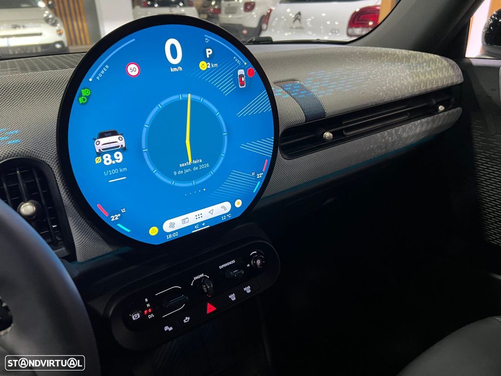 MINI 3 Portas Cooper C Favoured S - 32