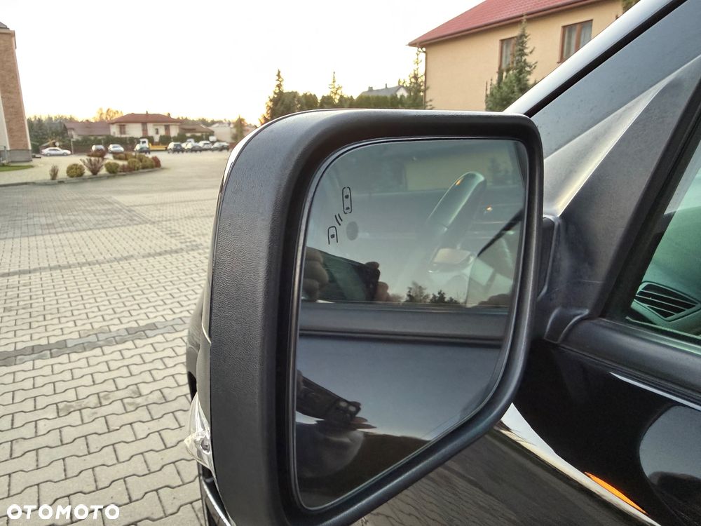 Ford Explorer - 40