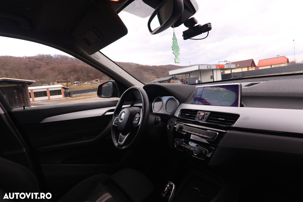 BMW X1 xDrive18d Aut. Sport Line - 14