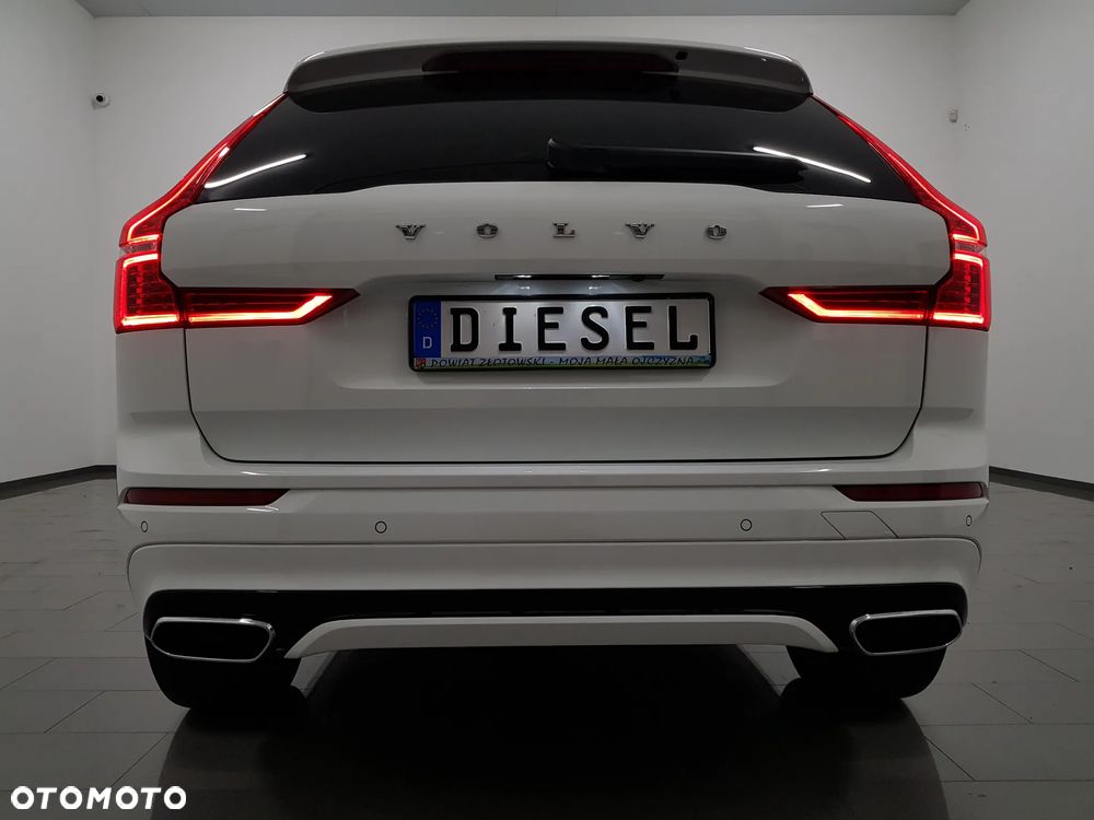 Volvo XC 60 D4 Geartronic RDesign - 32