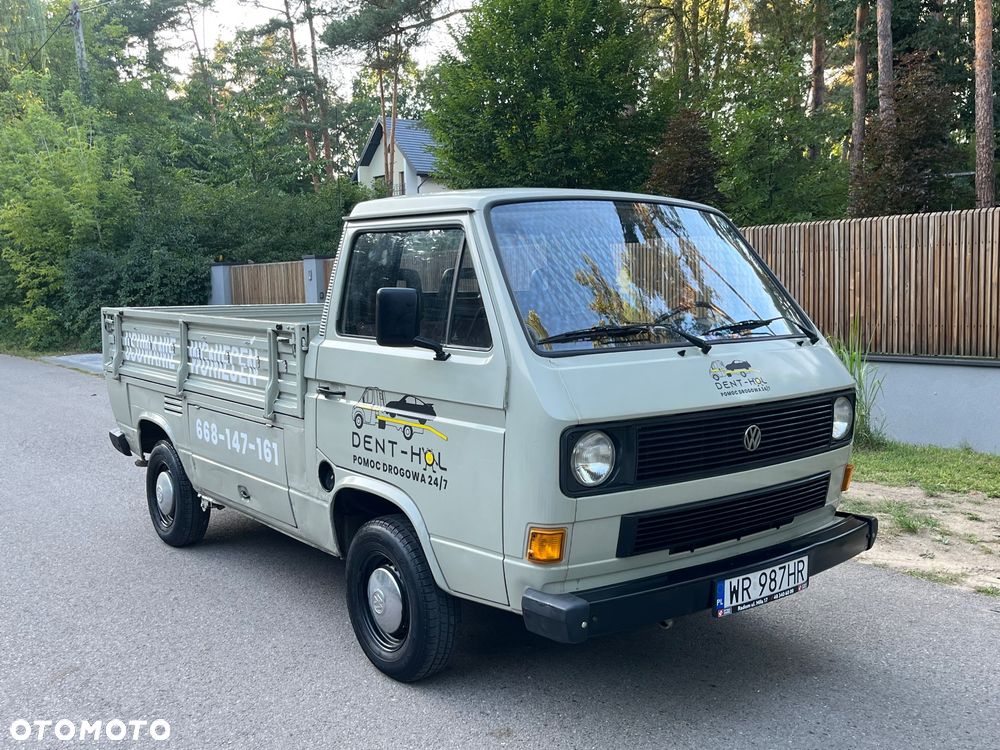 Volkswagen Transporter - 1