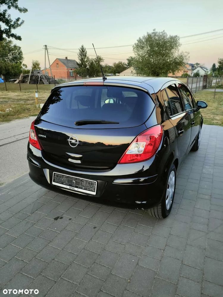 Opel Corsa 1.4 16V Color Edition - 10