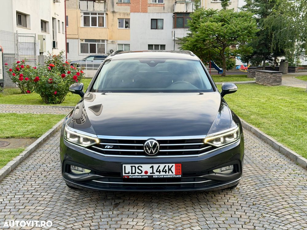 Volkswagen Passat 2.0 TDI SCR DSG Business - 3