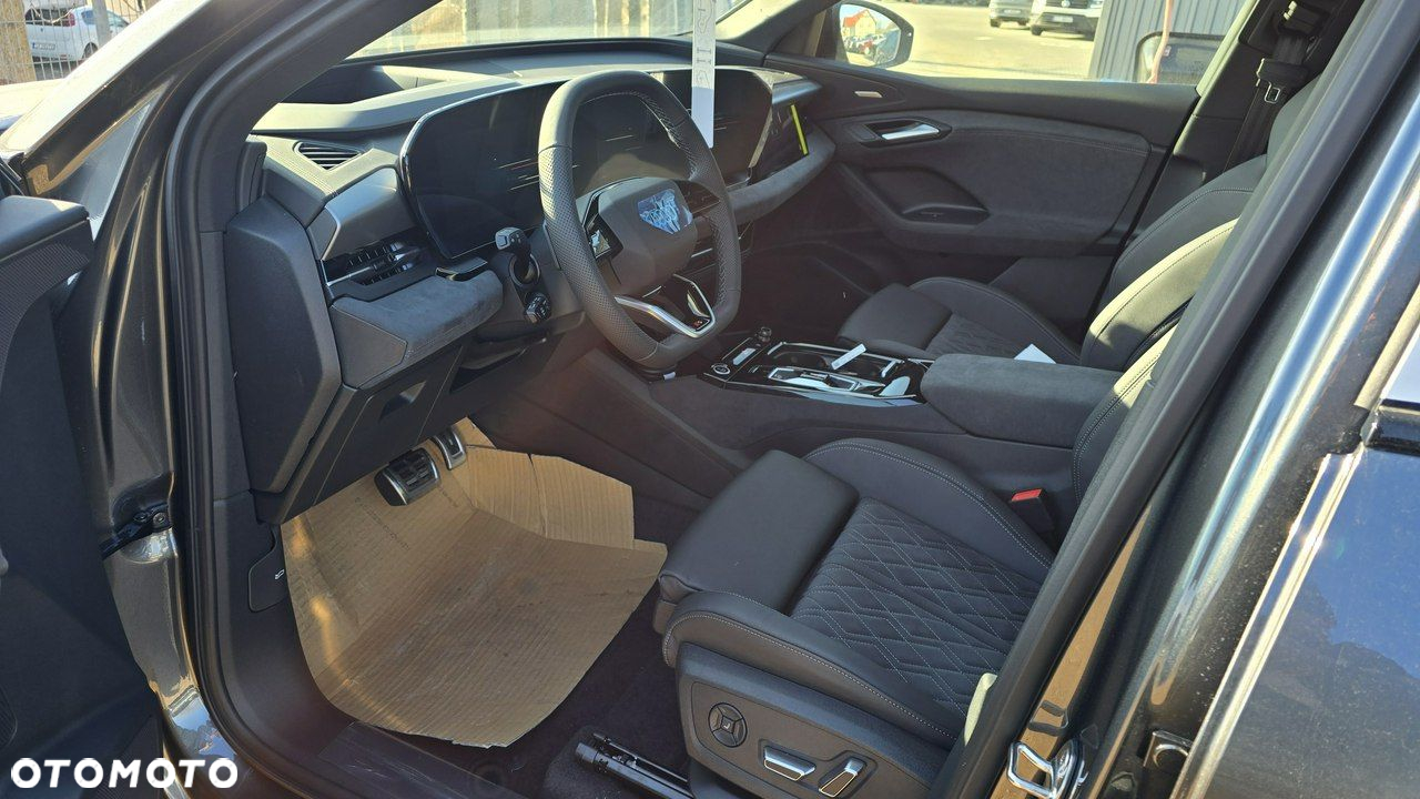 Audi Q6 e-tron - 7