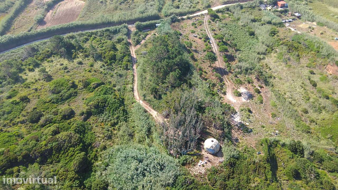 Terreno Rústico com Vista para o Mar e Infraestrutura Pronta - Grande imagem: 4/14