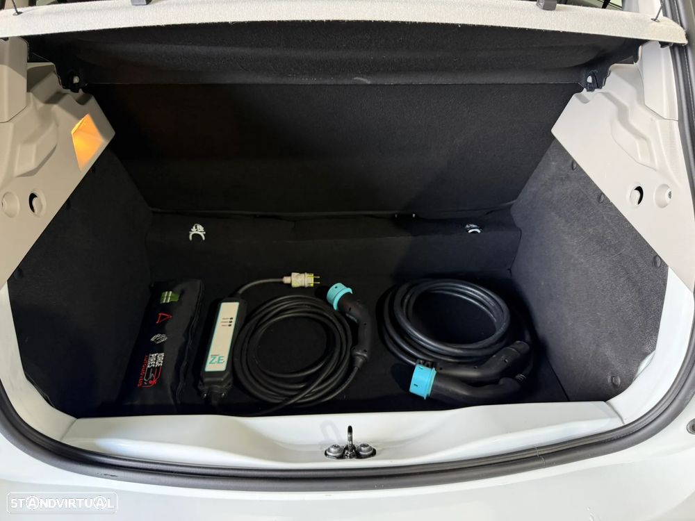 Renault Zoe (c/ Bateria) Limited 50 - 48
