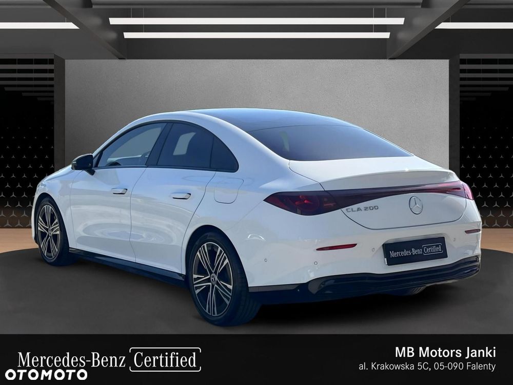 Mercedes-Benz CLA 200 mHEV 8G-DCT - 4