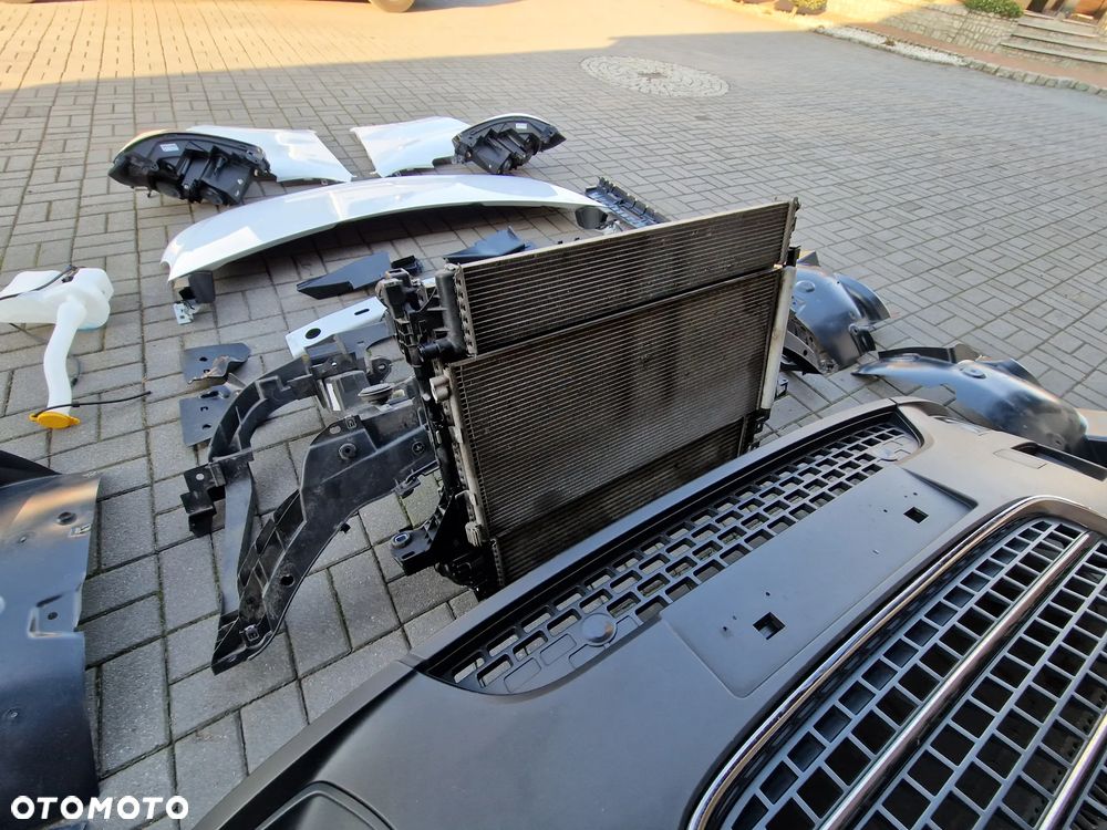 MASKA BŁOTNIK ZDERZAK LAMPY RENAULT MASTER IV 2024r - 11