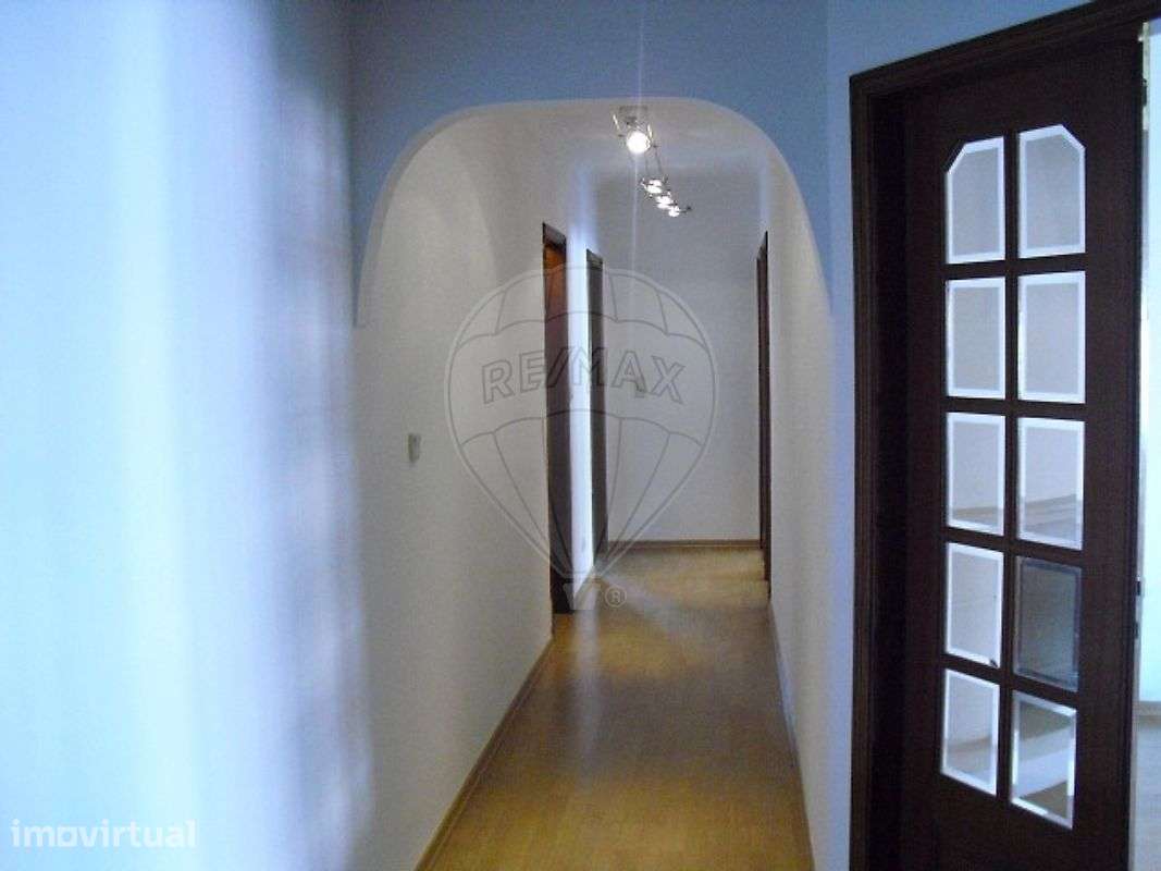 Apartamento T2 para arrendamento - Grande imagem: 3/4