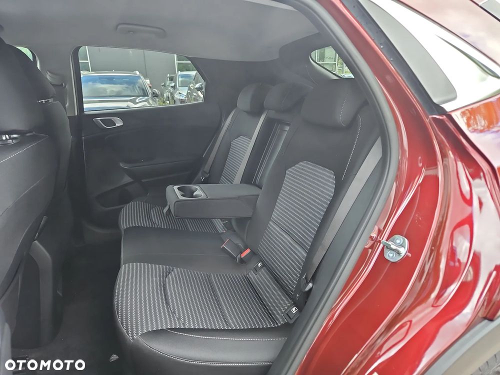 Kia XCeed 1.6 T-GDI M DCT - 16